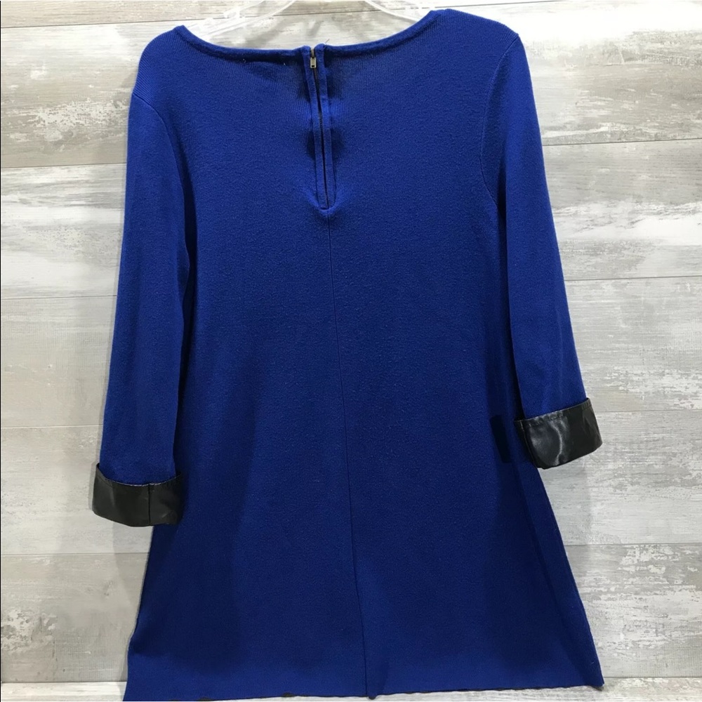Valerie Stevens Womens small Blue 3/4 Sleeve Blouse Tunic Top Faux Leather NWT